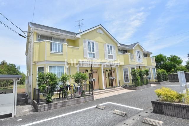 ファミールヒルズBの外観画像