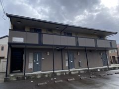 ウエストリバーの外観画像