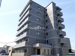 ウィンコムの外観画像