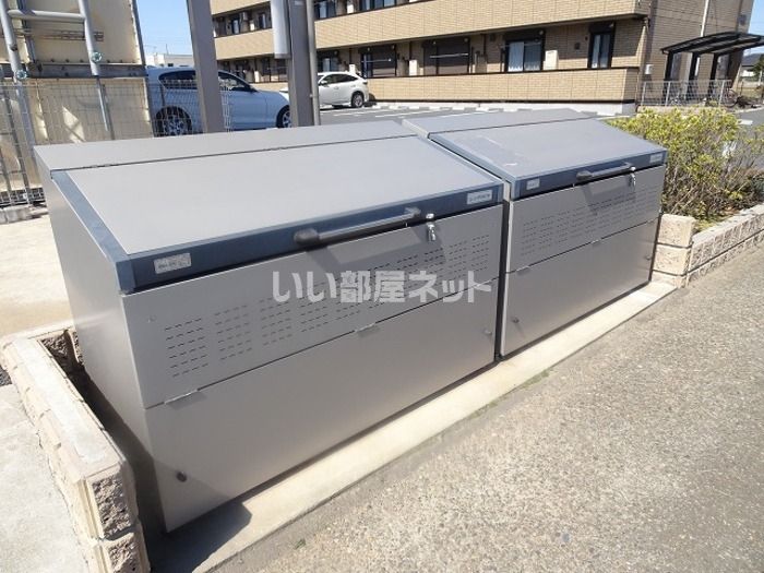 その他