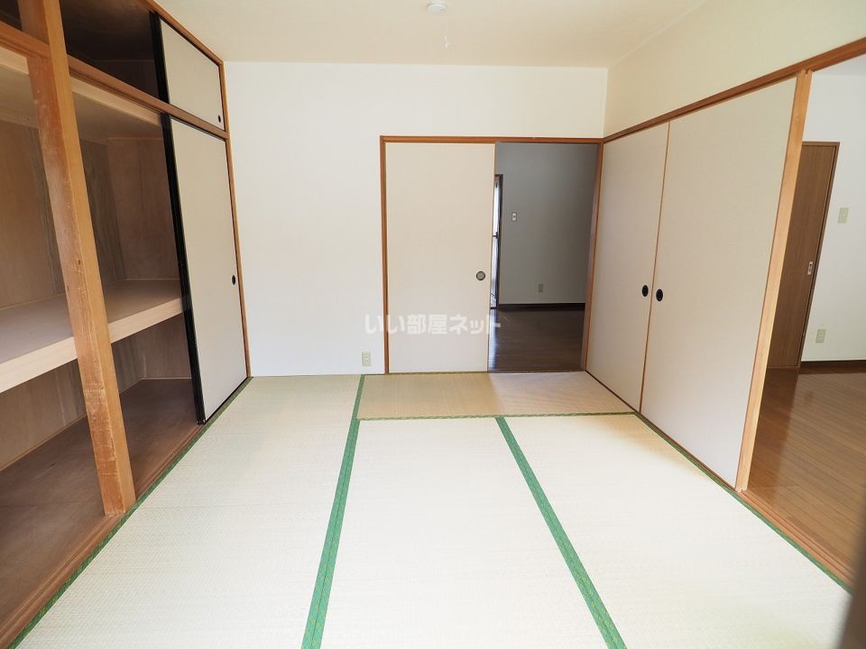 ベッドルーム