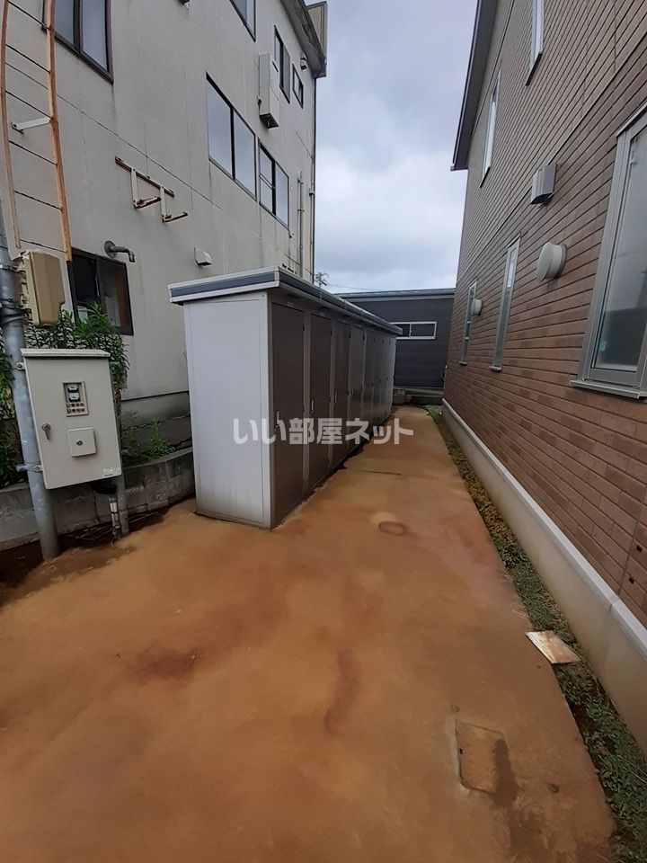 その他