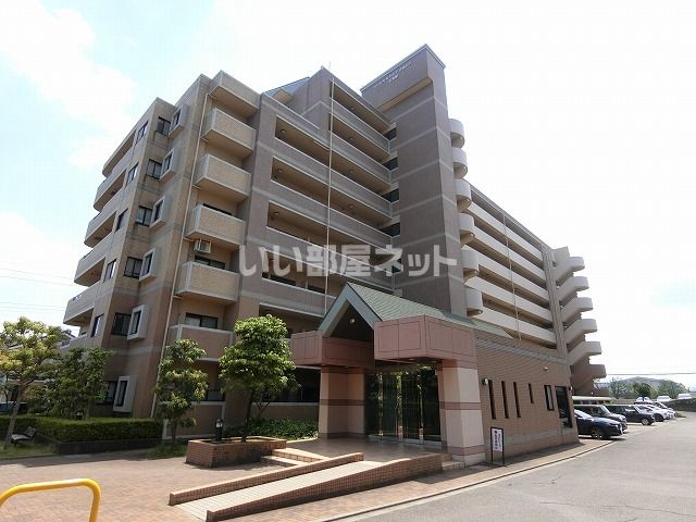 ローレルスクエア津南が丘 壱番館の外観画像