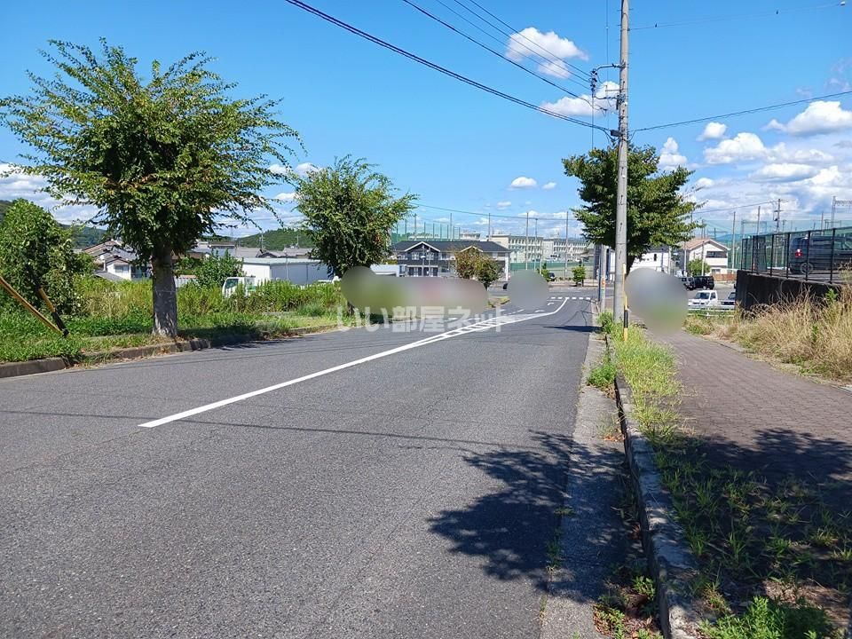 近くに施設あり
