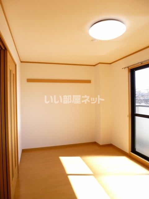 ベッドルーム