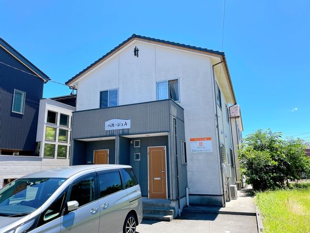 ベルージュ A棟の外観画像