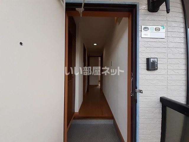 玄関