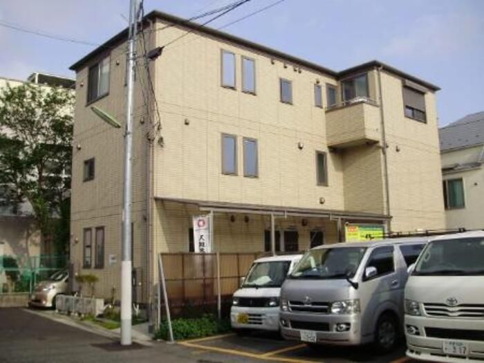 ニューソフィスリー弦巻の外観画像