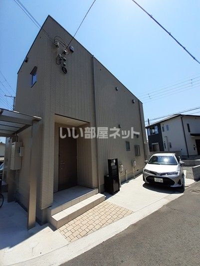 ウエスト シェラの外観画像