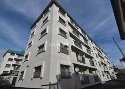 マンション沢良宜A棟の外観画像