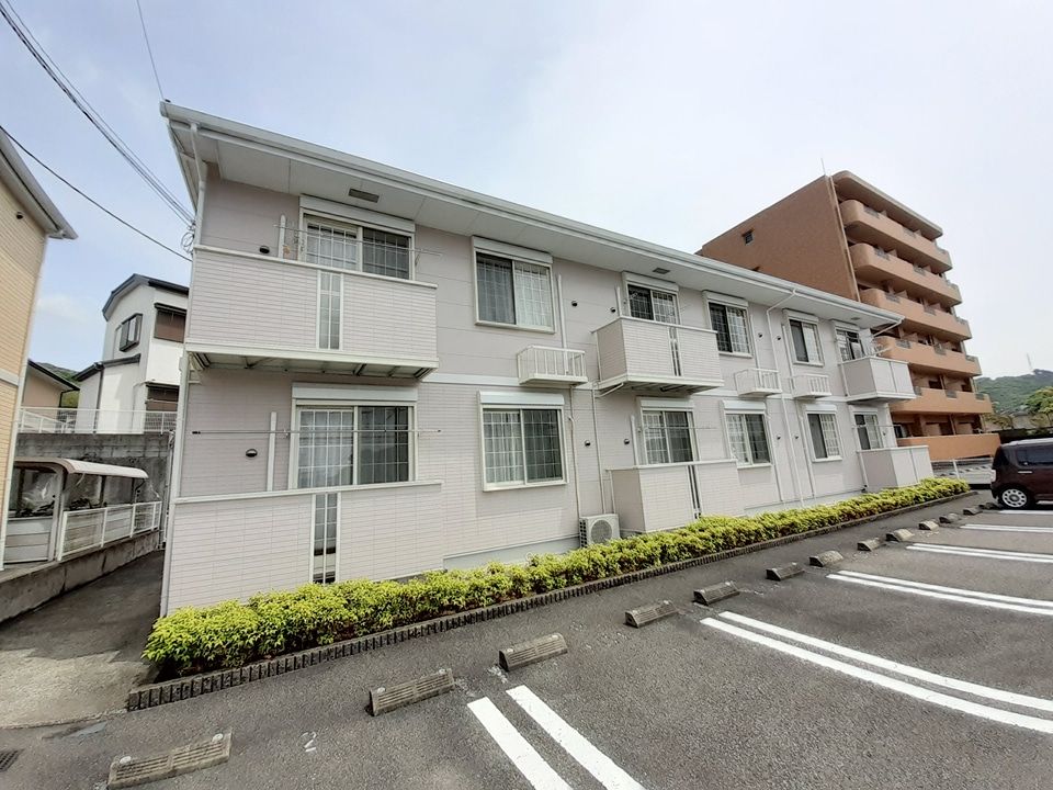 フリージア_トップ画像