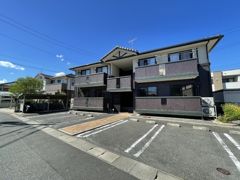 ロイヤルガーデンミルフィー D棟の外観画像