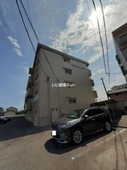 クリーンシティーの外観画像