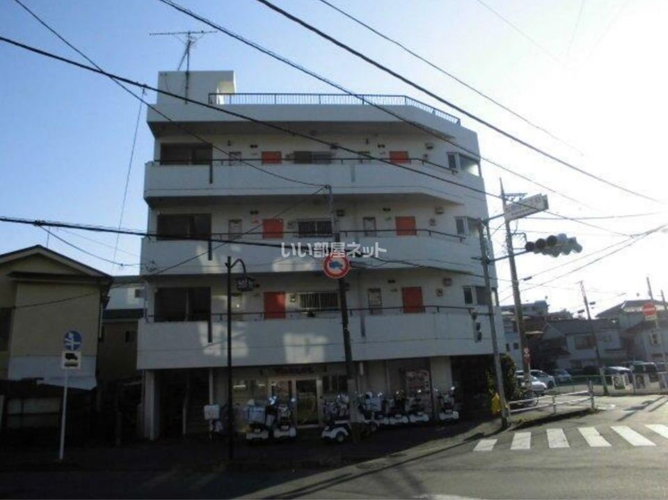 鈴木保険ビルの外観画像