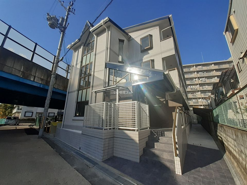 バイリンガルマンションの外観画像