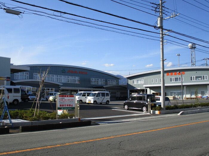 近くに施設あり