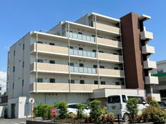フェリシアパレス 住居の外観画像