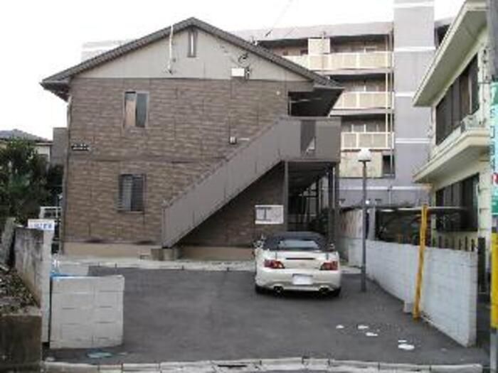 フェニックス連雀の外観画像