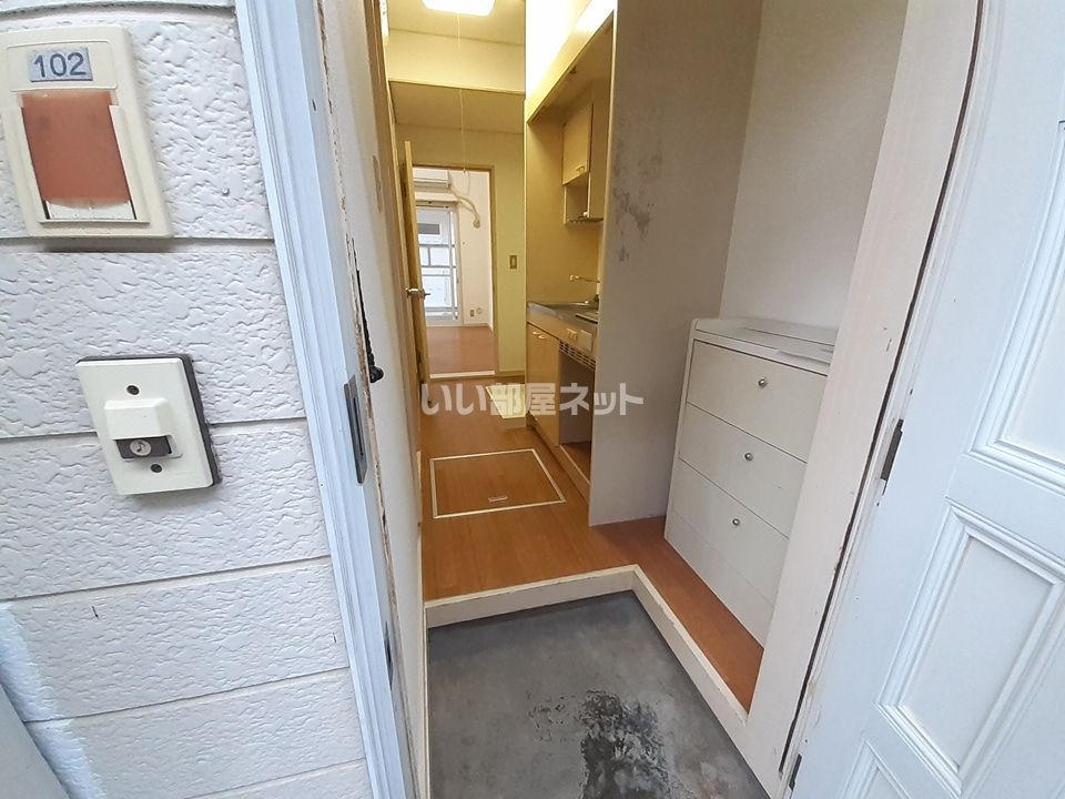 玄関