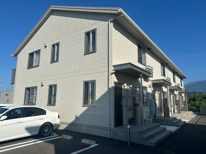 スバルの外観画像