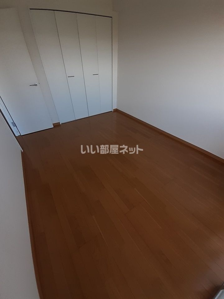 ベッドルーム