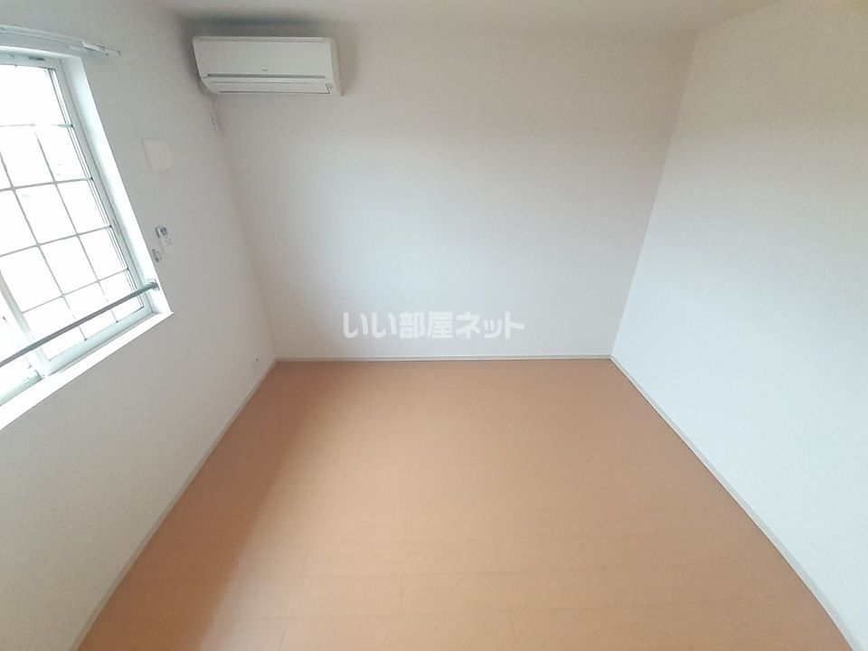 ベッドルーム