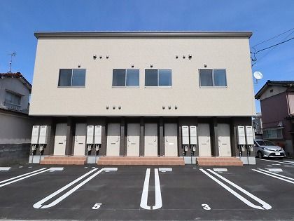 プレッシャス今泉の外観画像