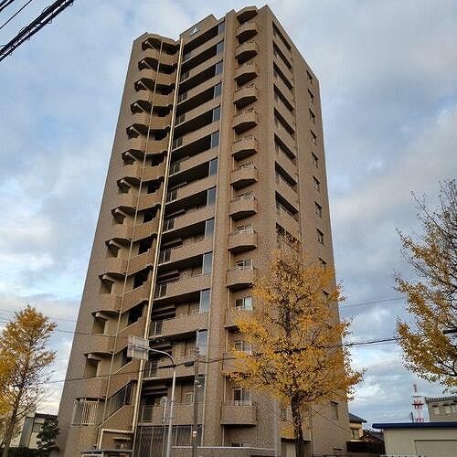 サーパス大泉東の外観画像