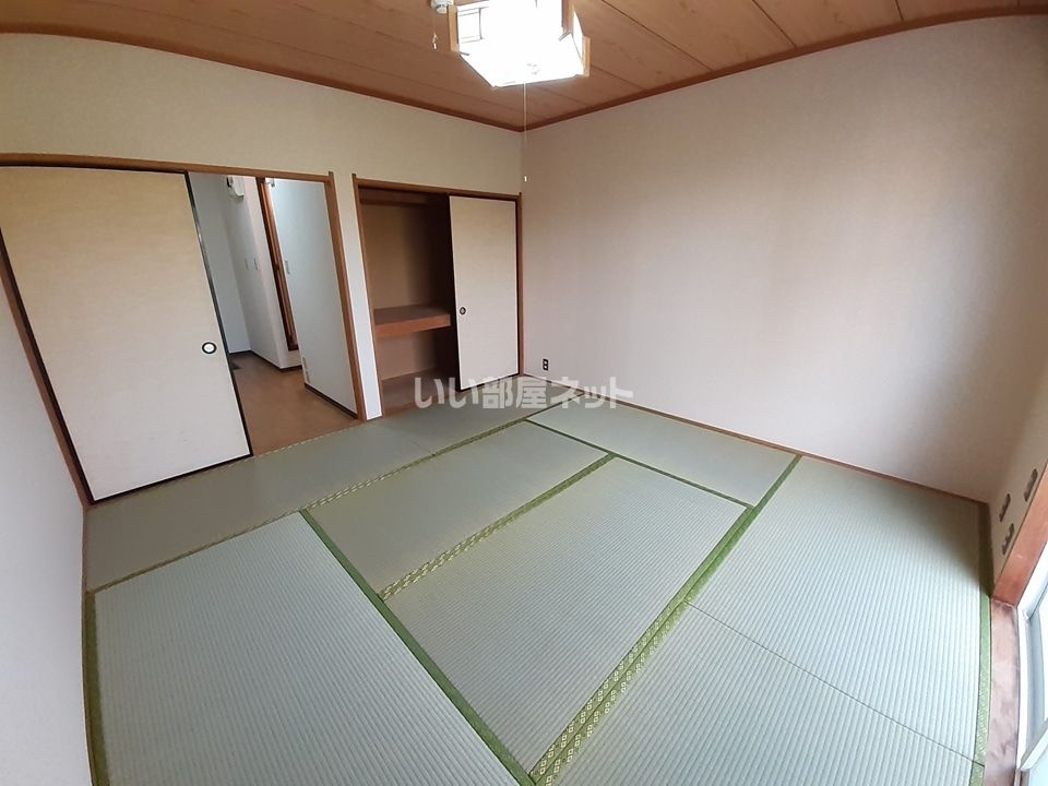 ベッドルーム