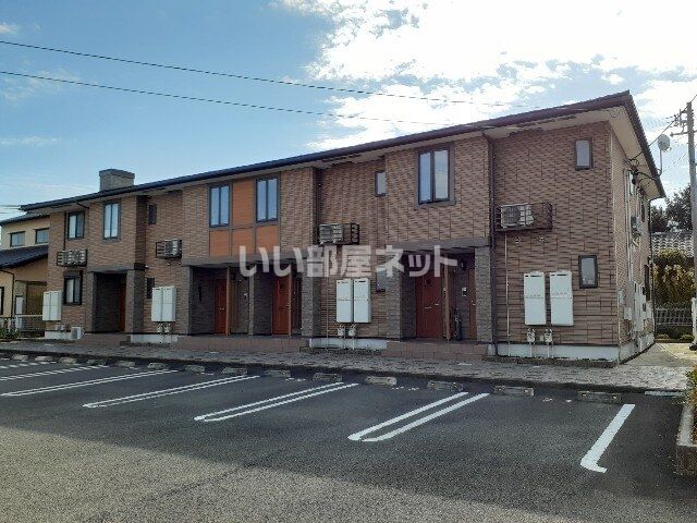 フォックス ヒルズ Bの外観画像