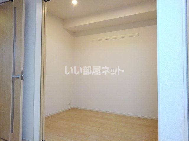 ベッドルーム
