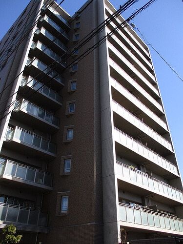 サーパス熊谷駅前弐番館の外観画像