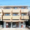 上野坂グランハイツAの外観