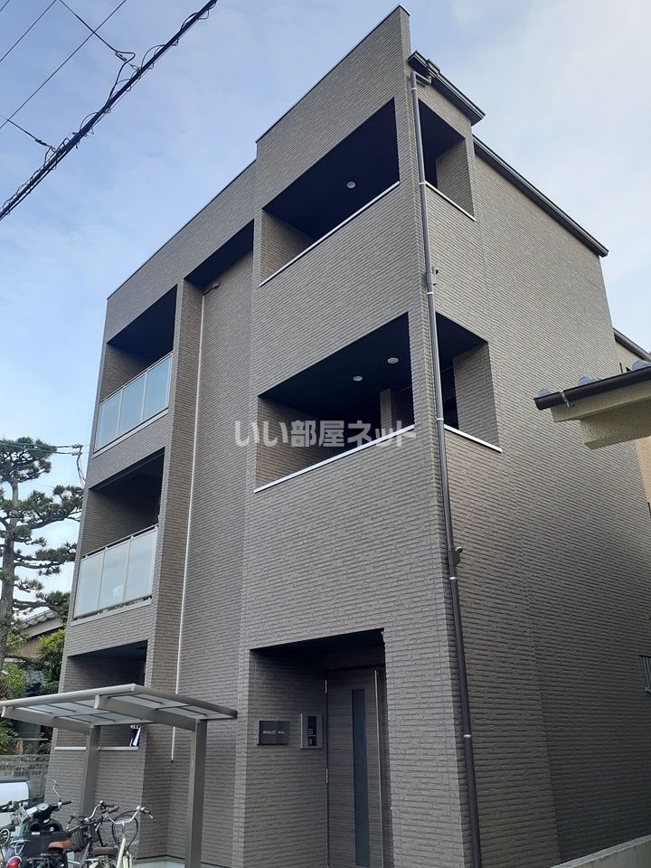 REGALEST Alivio(アリビオ)旧RE 古市 2の外観画像