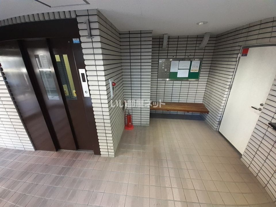 ロビー