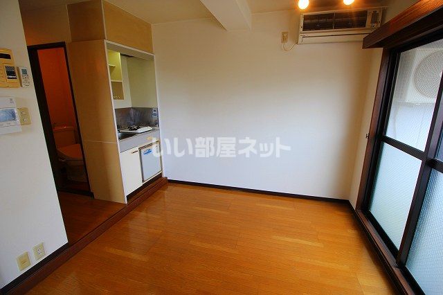 ベッドルーム