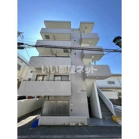 三栄ビルの外観画像