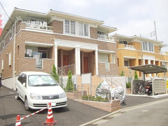 東戸塚駅よりバス15分 徒歩4分 築16年 2階建の賃貸物件