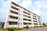 ビレッジハウス三田4号棟の外観