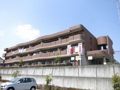 パーシモンいやさかの外観画像