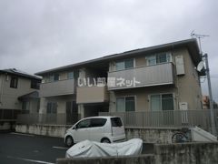クローバーハイツの外観画像