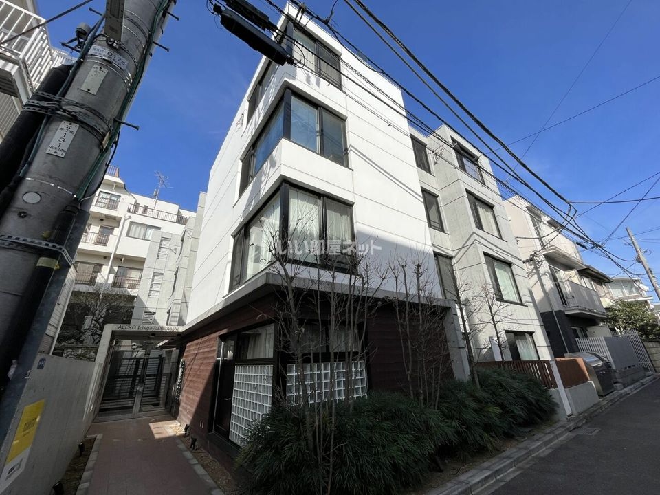 ALERO市谷台町の外観画像