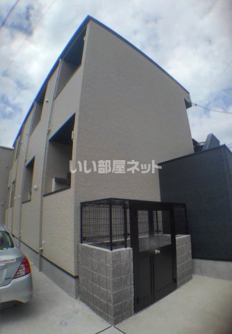 io cube(イオ・キューブ)の外観画像