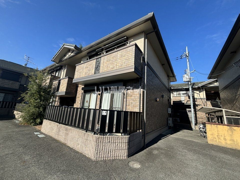 グリーンヒルズ C棟の外観画像