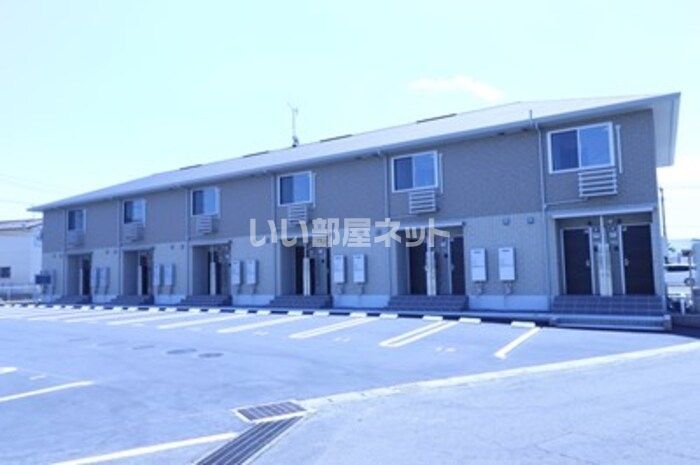 二月田駅より徒歩13分 築2年10ヶ月 2階建の賃貸物件