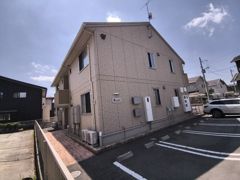 クローバーM C棟の外観画像