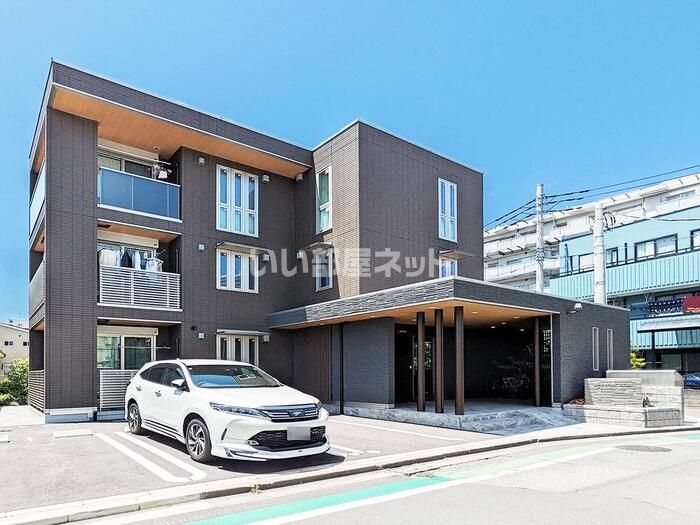 インペリアルヒルズの外観画像