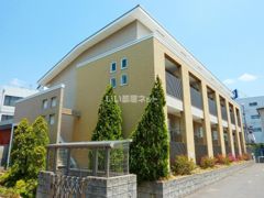 ガルニエの外観画像