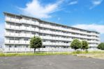 ビレッジハウス足利葉鹿1号棟の外観
