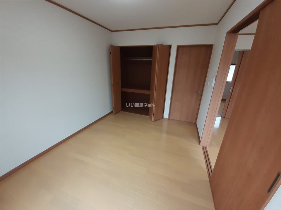 ベッドルーム